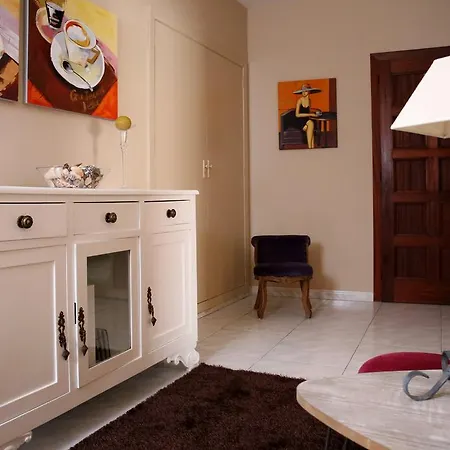 ゲストハウス Castelao 3*