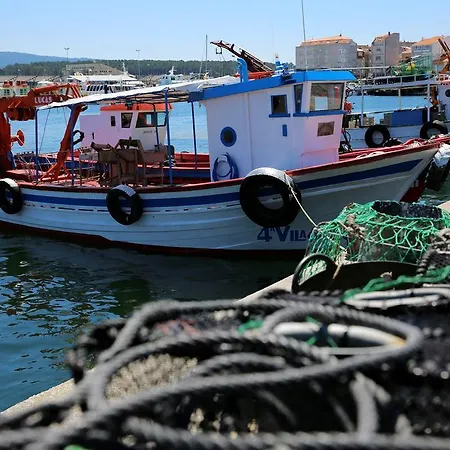 ゲストハウス Castelao オ・グローベ